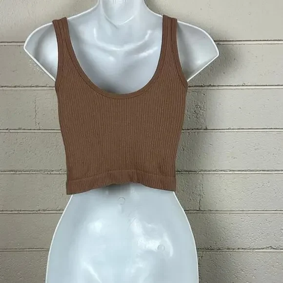 Urban Outfitters Out From Under Drew Seamless Bra Top in Light Sand size M - Picture 4 of 8